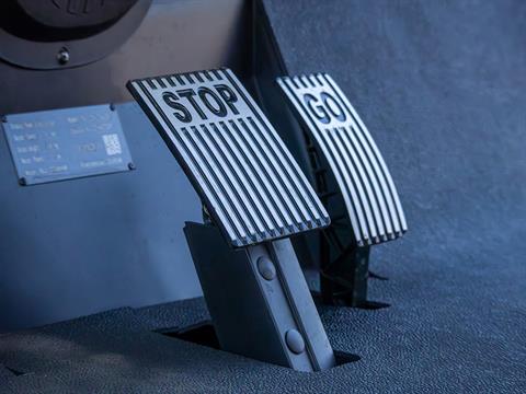 2025 ICON Electric Vehicles ICON i60 in Rancho Murieta, California - Photo 11