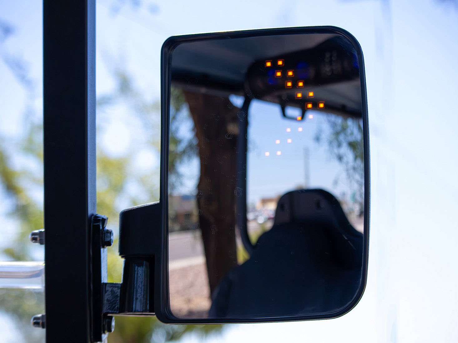 2025 ICON Electric Vehicles PURE EV P40L in Rancho Murieta, California - Photo 8