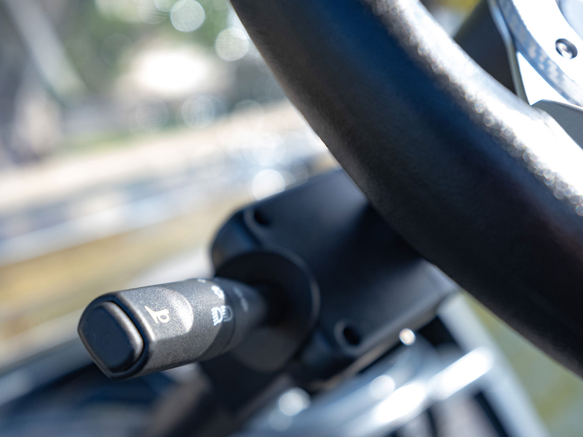 2025 ICON Electric Vehicles G40L in Gretna, Nebraska - Photo 12