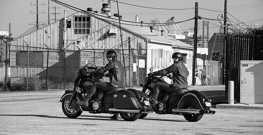 2016 Indian Motorcycle Chieftain Dark Horse in Columbia, Missouri - Photo 5