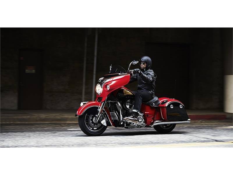 2017 Indian Motorcycle Chieftain® in Columbia, Missouri - Photo 5