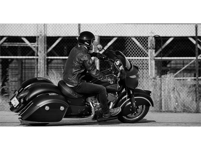 2017 Indian Motorcycle Chieftain Dark Horse® in Manchester, New Hampshire - Photo 7