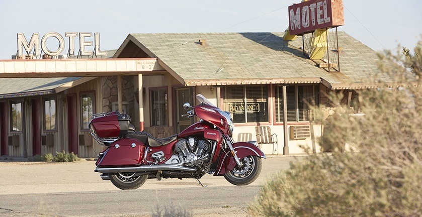 2017 Indian Motorcycle Roadmaster® in Manchester, New Hampshire - Photo 2