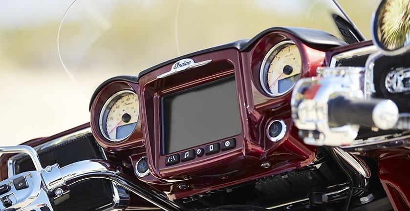 2017 Indian Motorcycle Roadmaster® in Manchester, New Hampshire - Photo 8