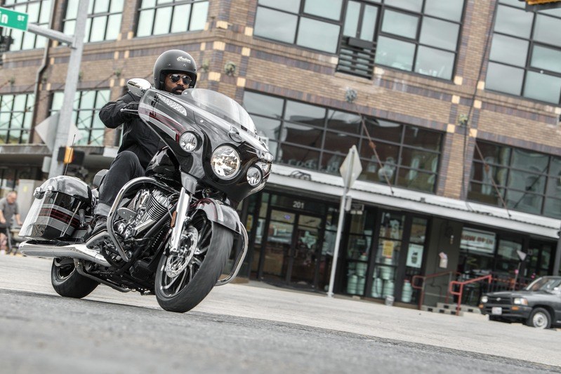 2018 Indian Motorcycle Chieftain® Limited ABS in Columbia, Missouri - Photo 15