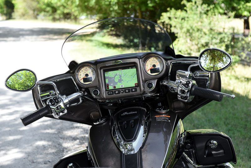 2018 Indian Motorcycle Roadmaster® ABS in Columbia, Missouri - Photo 11