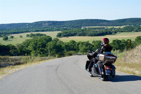 2018 Indian Motorcycle Roadmaster® ABS in Columbia, Missouri - Photo 14