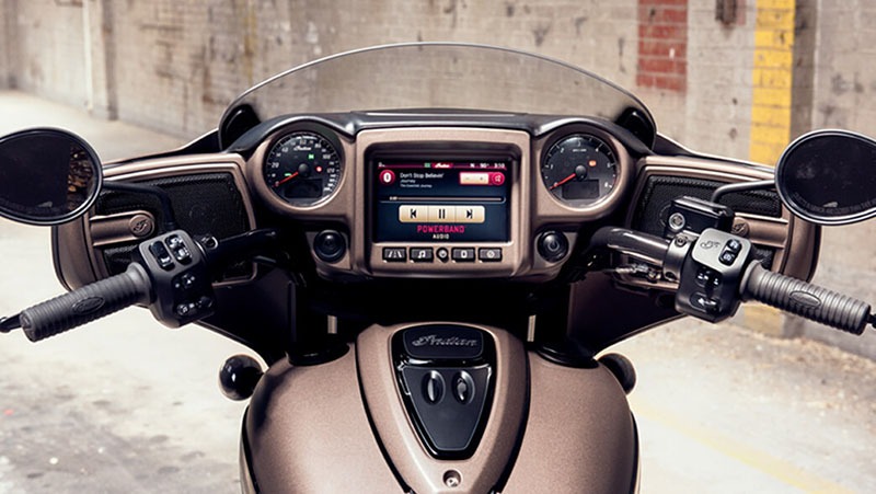 2019 Indian Motorcycle Chieftain® Dark Horse® ABS in Houston, Texas - Photo 9