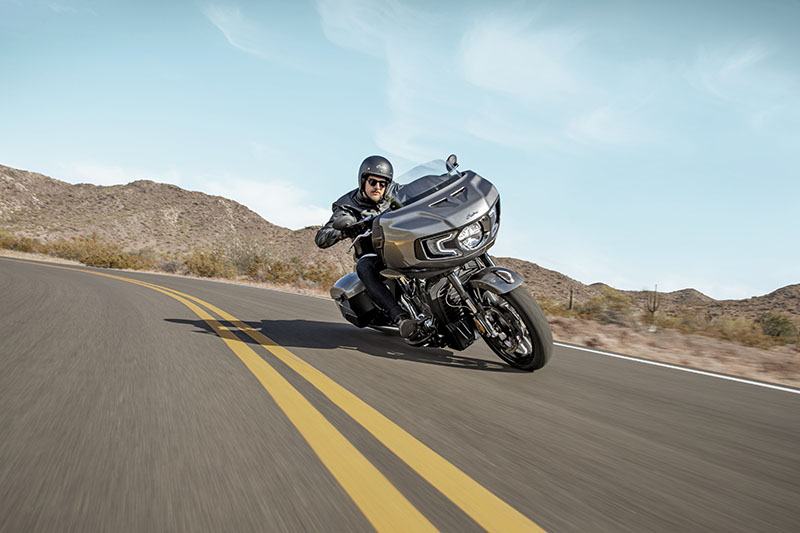 2020 Indian Motorcycle Challenger® in Manchester, New Hampshire - Photo 32
