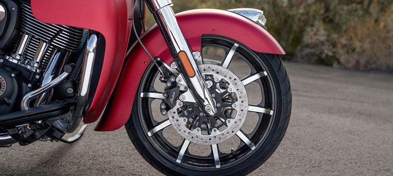 2020 Indian Motorcycle Roadmaster® Dark Horse® in Houston, Texas - Photo 15