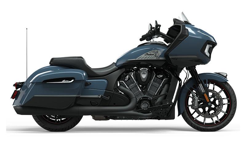 2022 Indian Motorcycle Challenger® Dark Horse® Icon in Columbia, Missouri - Photo 3
