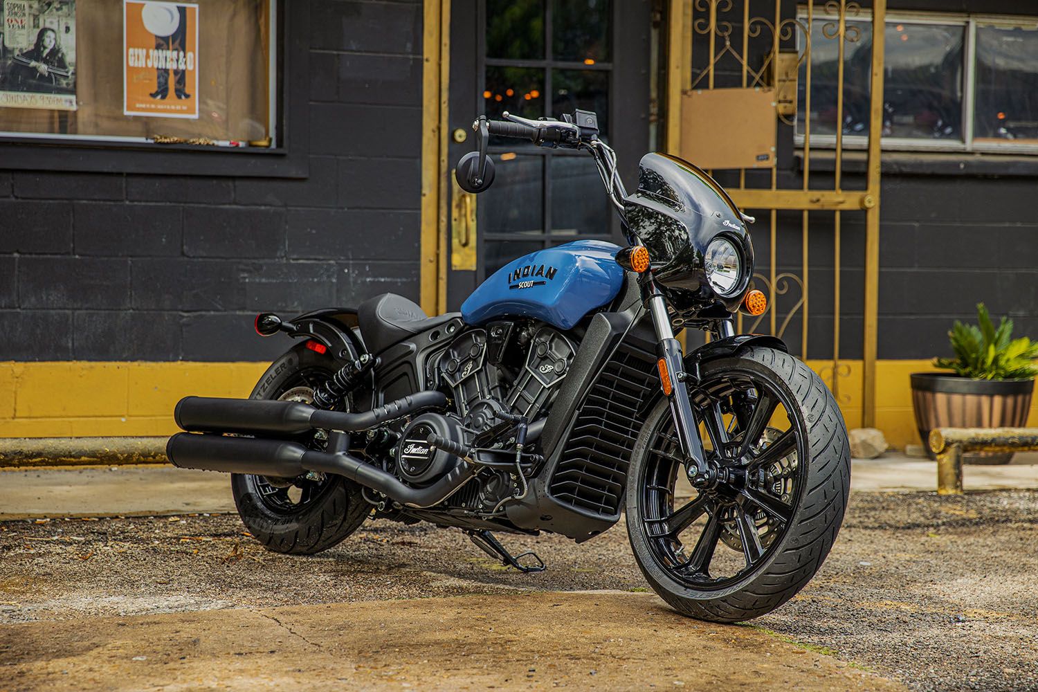 2022 Indian Motorcycle Scout® Rogue ABS in Columbia, Missouri - Photo 6