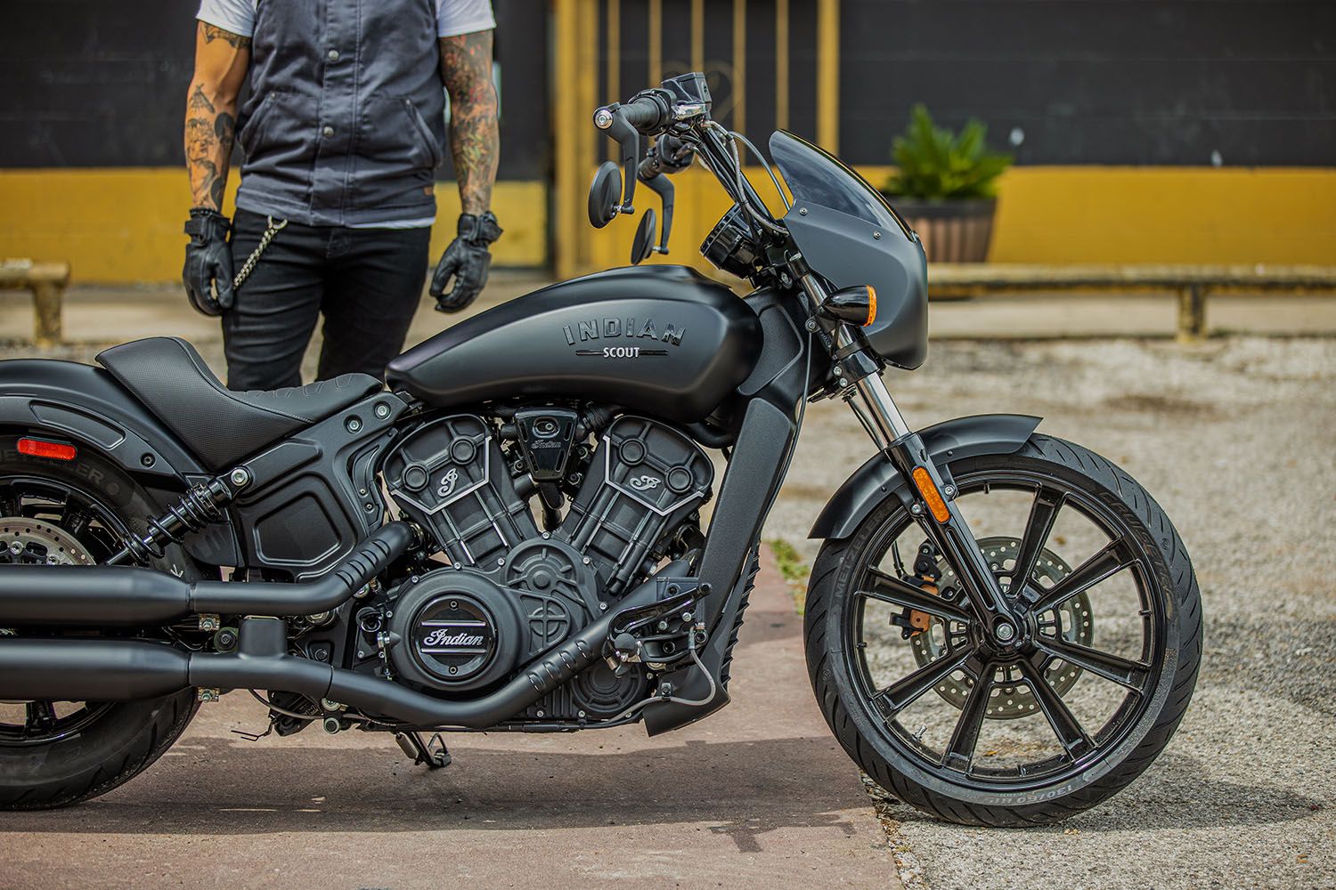 2022 Indian Motorcycle Scout® Rogue ABS in Columbia, Missouri - Photo 13