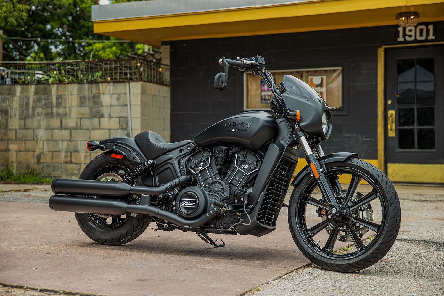2022 Indian Motorcycle Scout® Rogue ABS in Columbia, Missouri - Photo 17