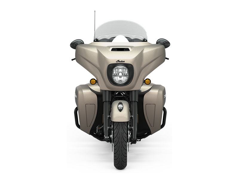 2022 Indian Motorcycle Roadmaster® Dark Horse® in Foxboro, Massachusetts - Photo 5