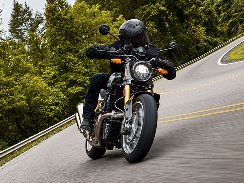 2023 Indian Motorcycle FTR R Carbon in Salem, Oregon - Photo 17