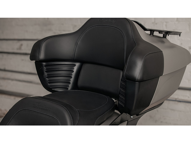 2023 Indian Motorcycle Pursuit® Dark Horse® in Houston, Texas - Photo 14
