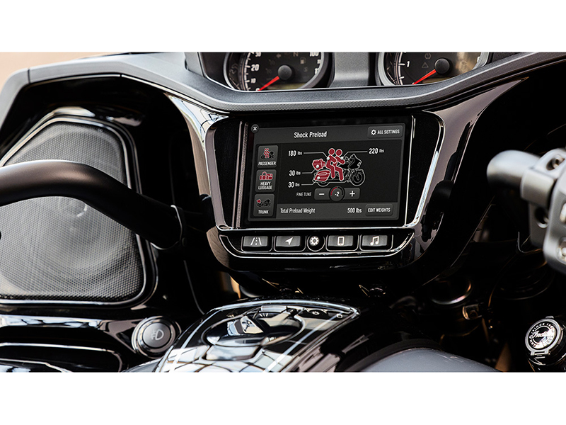 2023 Indian Motorcycle Pursuit® Dark Horse® with Premium Package in Columbia, Missouri - Photo 11