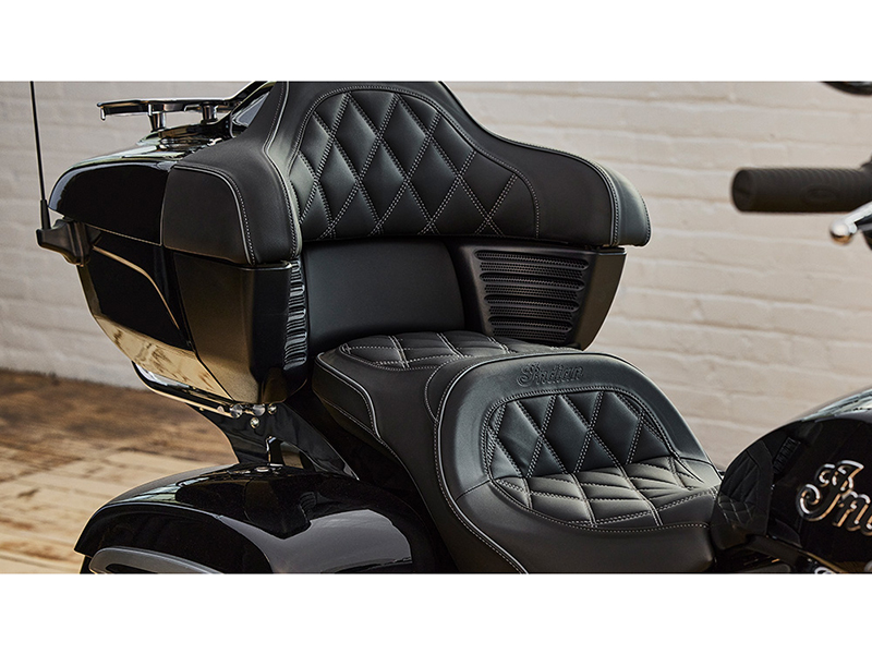 2023 Indian Motorcycle Pursuit Limited with Premium Package for Sale