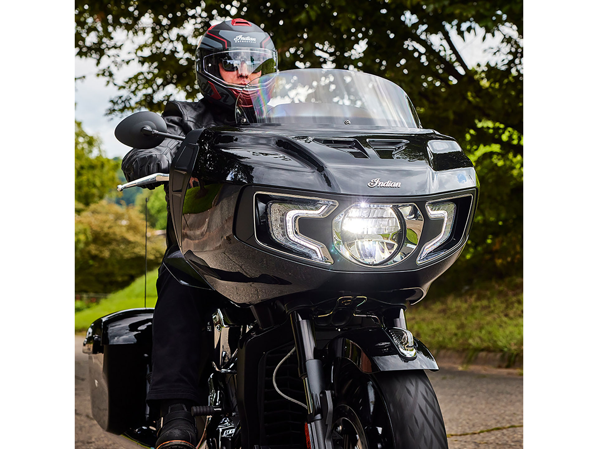 2024 Indian Motorcycle Challenger® in Lafayette, Indiana - Photo 19