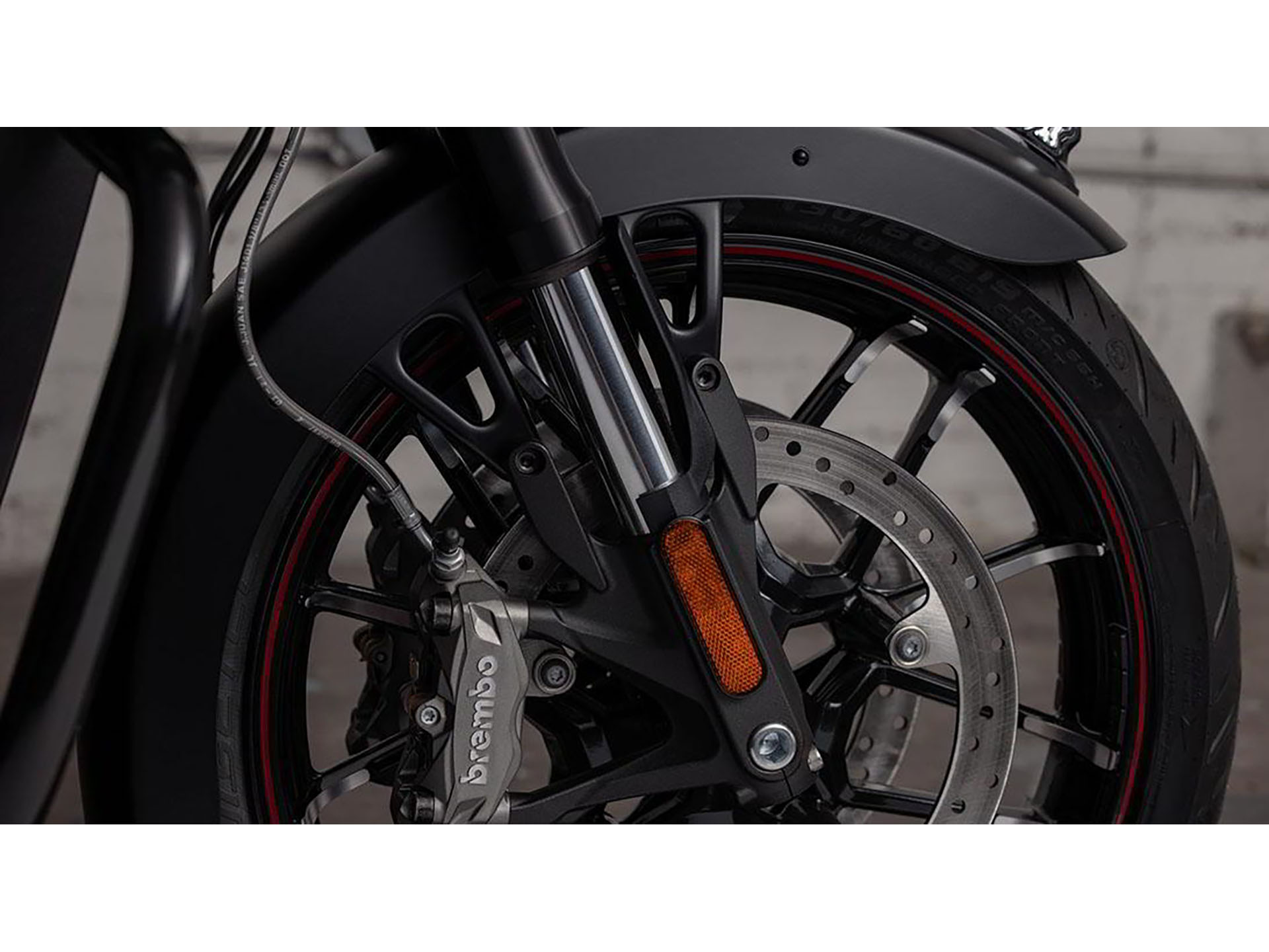 2024 Indian Motorcycle Challenger® Dark Horse® in Columbia, Missouri - Photo 13
