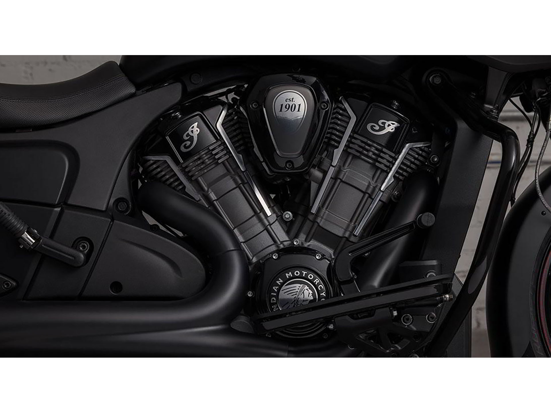 2024 Indian Motorcycle Challenger® Dark Horse® in Lafayette, Indiana - Photo 9