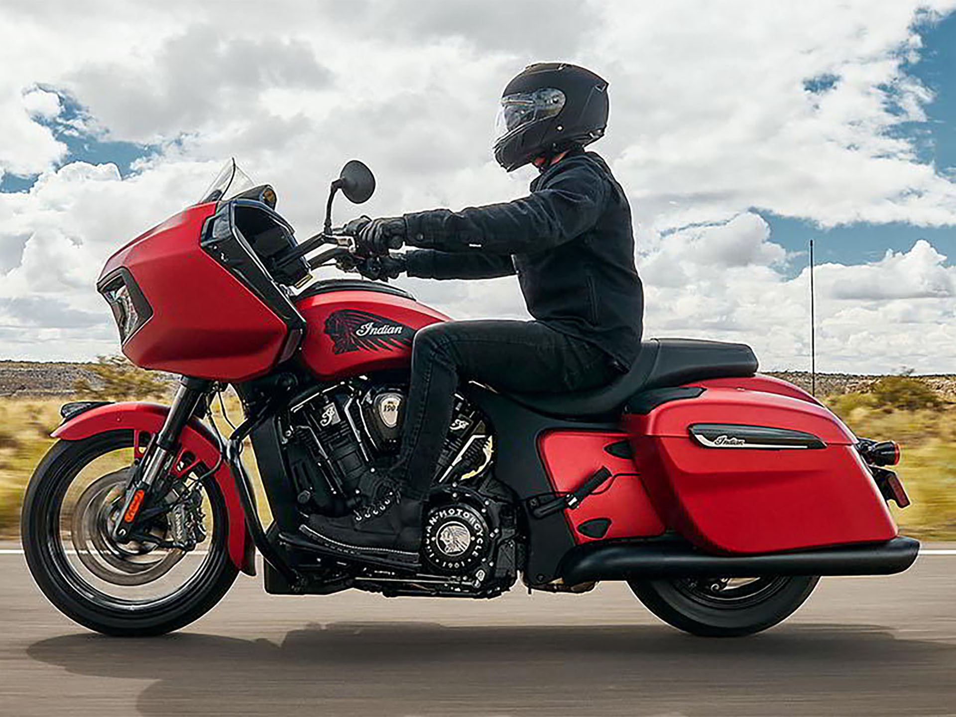 2024 Indian Motorcycle Challenger® Dark Horse® in Lafayette, Indiana - Photo 18