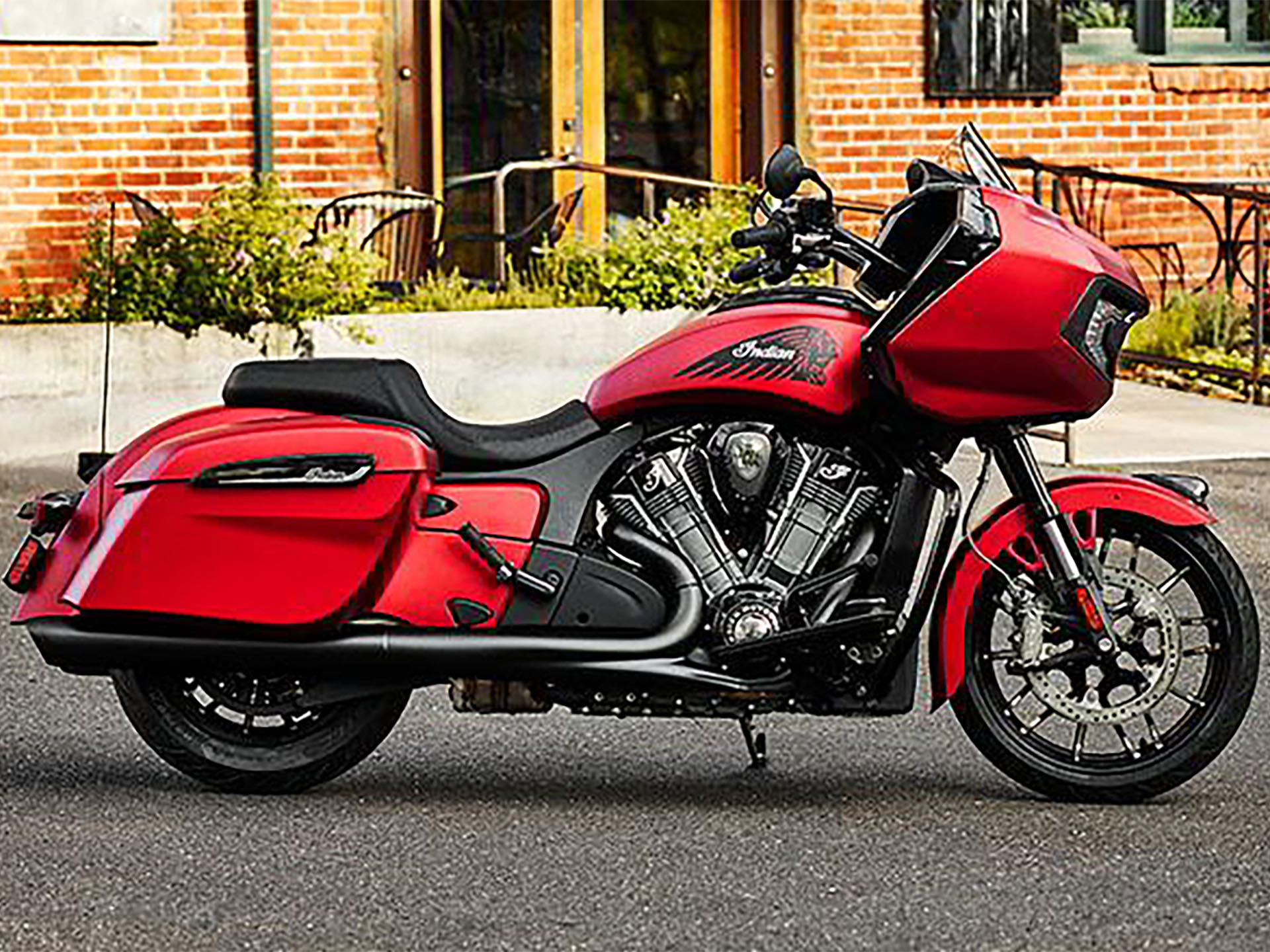 2024 Indian Motorcycle Challenger® Dark Horse® in Lafayette, Indiana - Photo 20