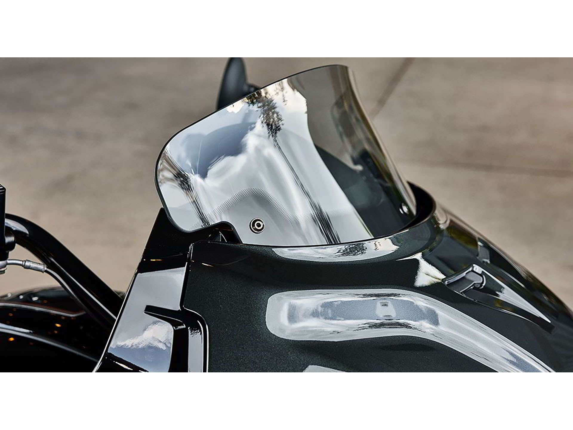 2024 Indian Motorcycle Challenger® Elite in Columbia, Missouri - Photo 11