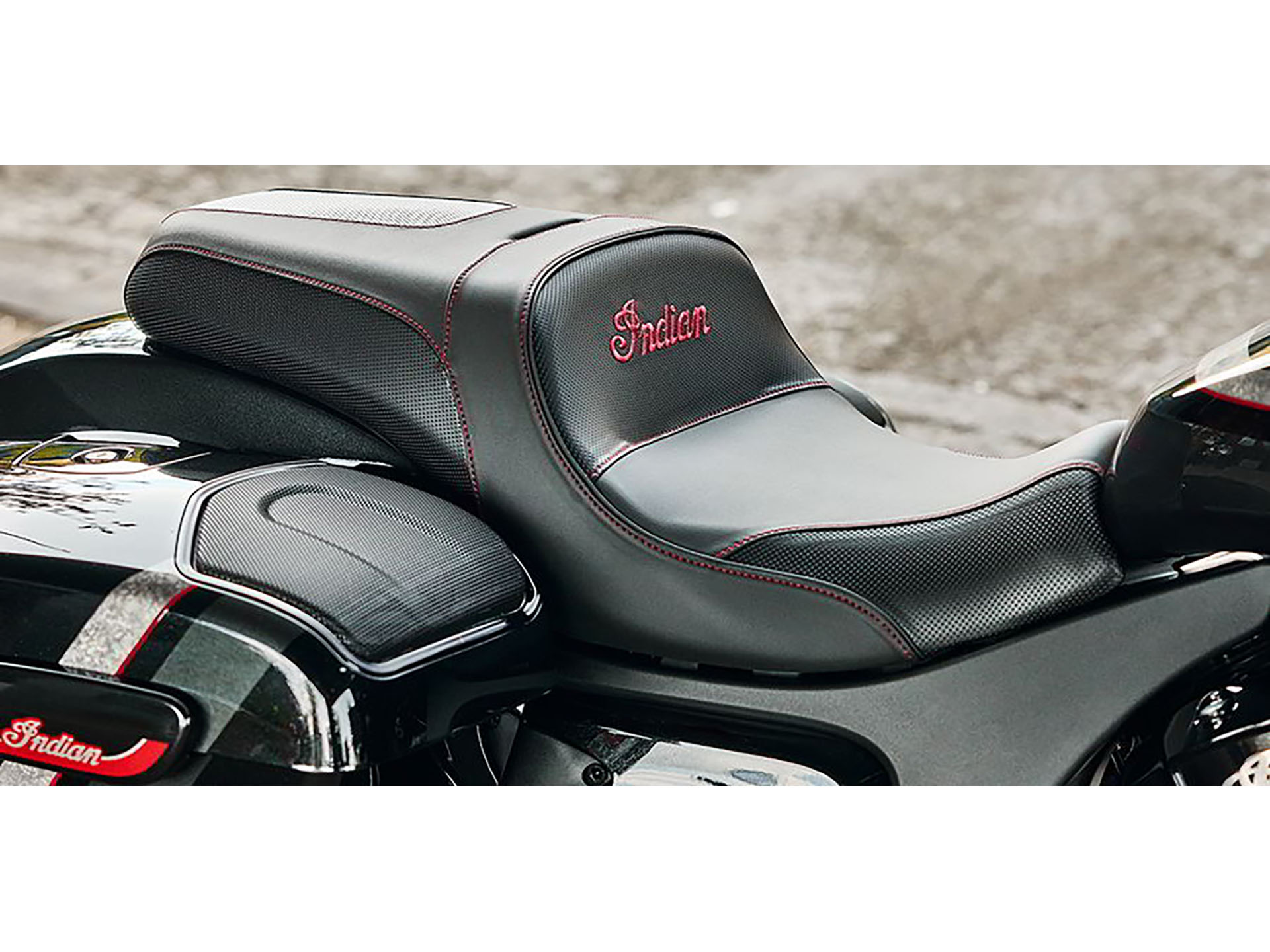 2024 Indian Motorcycle Challenger® Elite in Columbia, Missouri - Photo 13