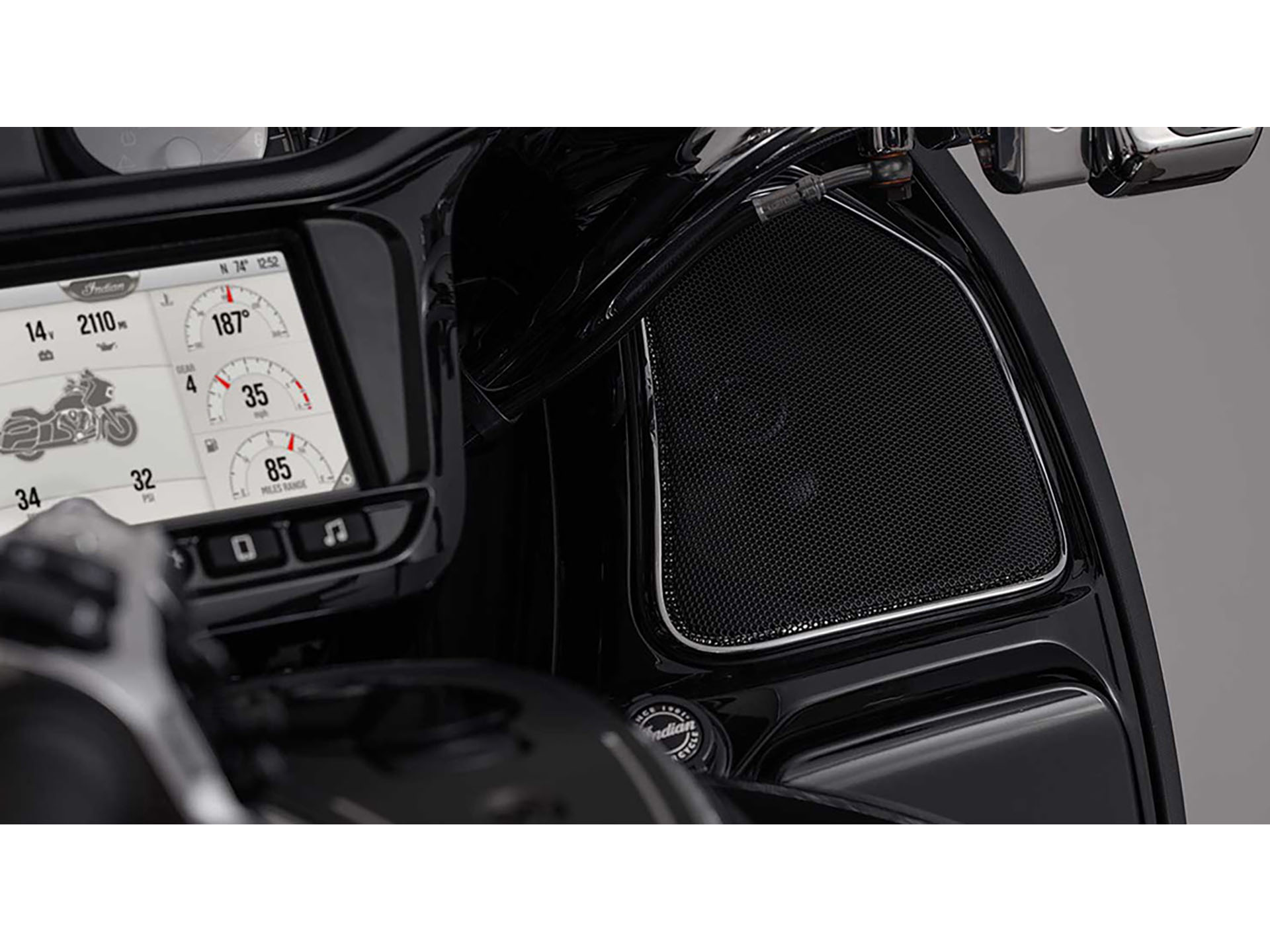2024 Indian Motorcycle Challenger® Limited in Lafayette, Indiana - Photo 11