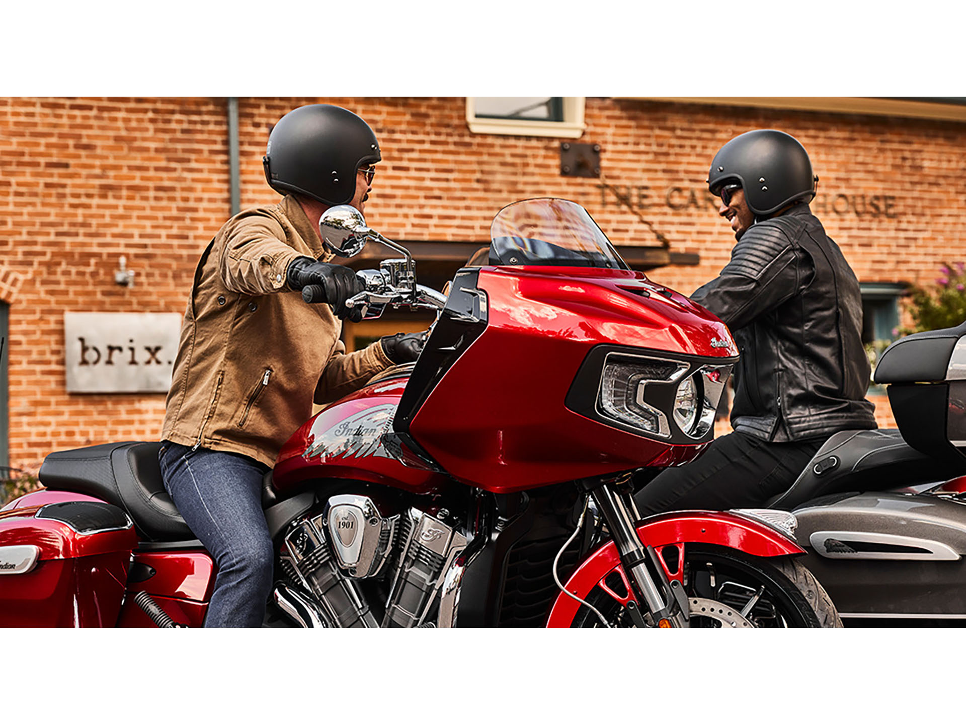 2024 Indian Motorcycle Challenger® Limited in Lafayette, Indiana - Photo 14