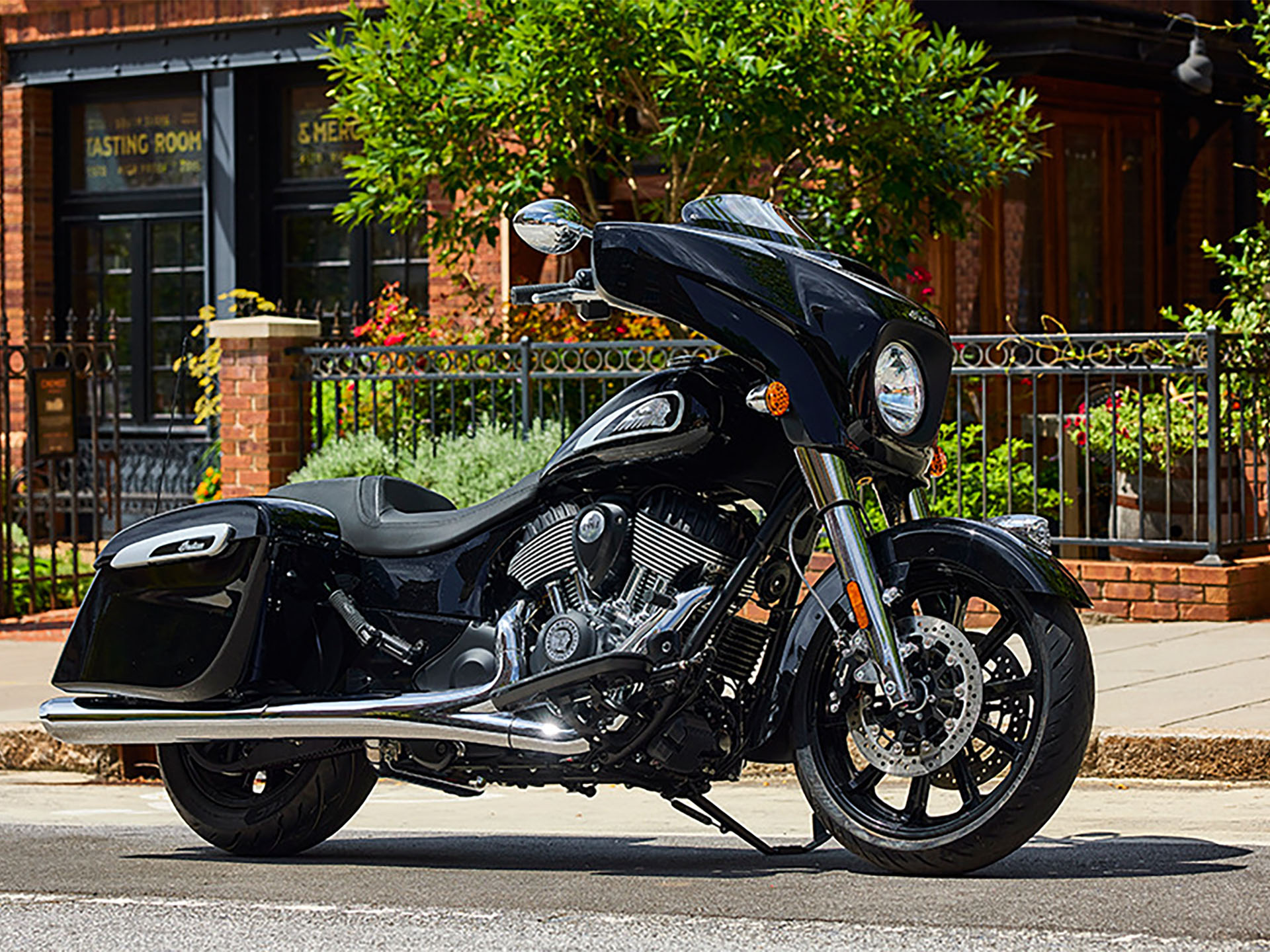 2024 Indian Motorcycle Chieftain® in Columbia, Missouri - Photo 14