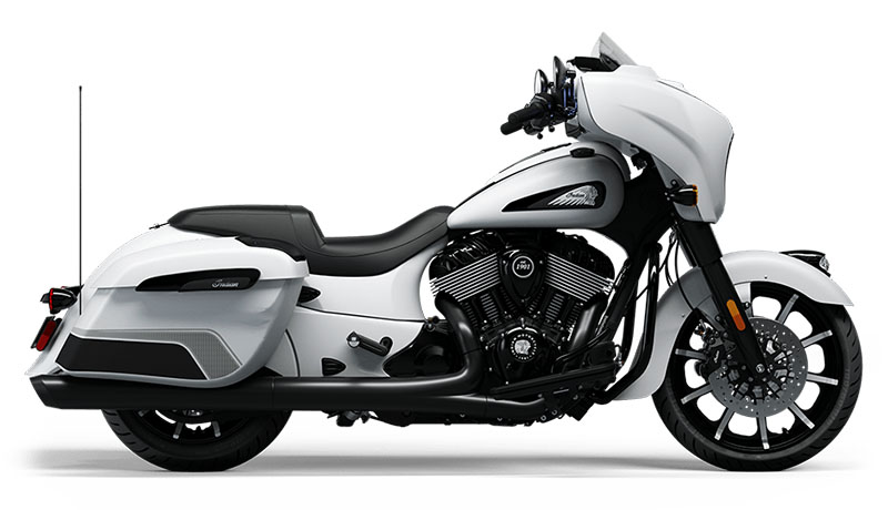 2024 Indian Motorcycle Chieftain® Dark Horse® with PowerBand Audio Package in Jacksonville, Arkansas - Photo 1