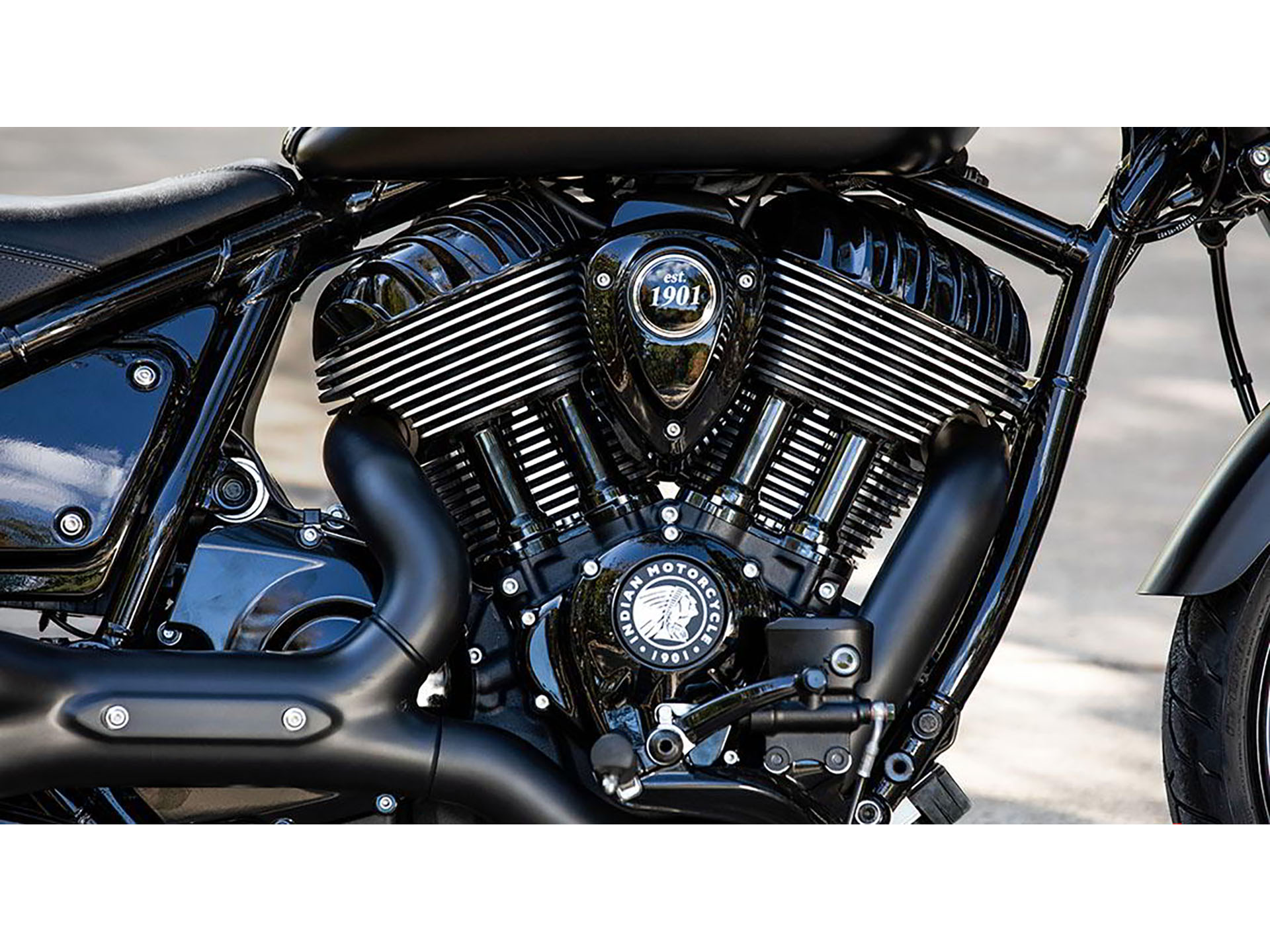 2024 Indian Motorcycle Chief Bobber Dark Horse® in Columbia, Missouri - Photo 9