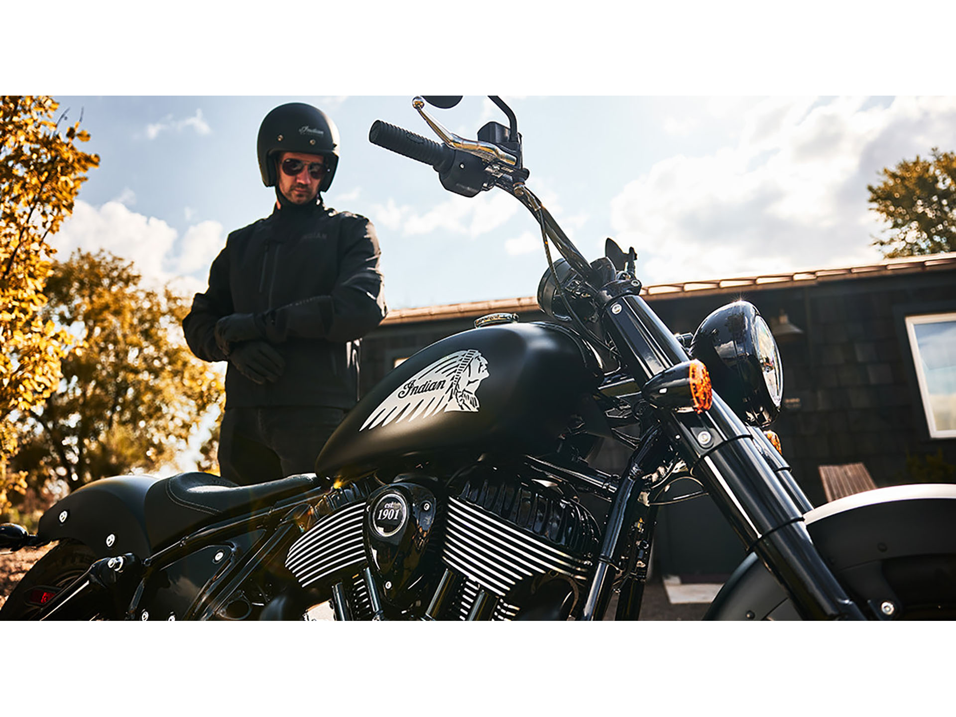 2024 Indian Motorcycle Chief Bobber Dark Horse® in Foxboro, Massachusetts - Photo 14