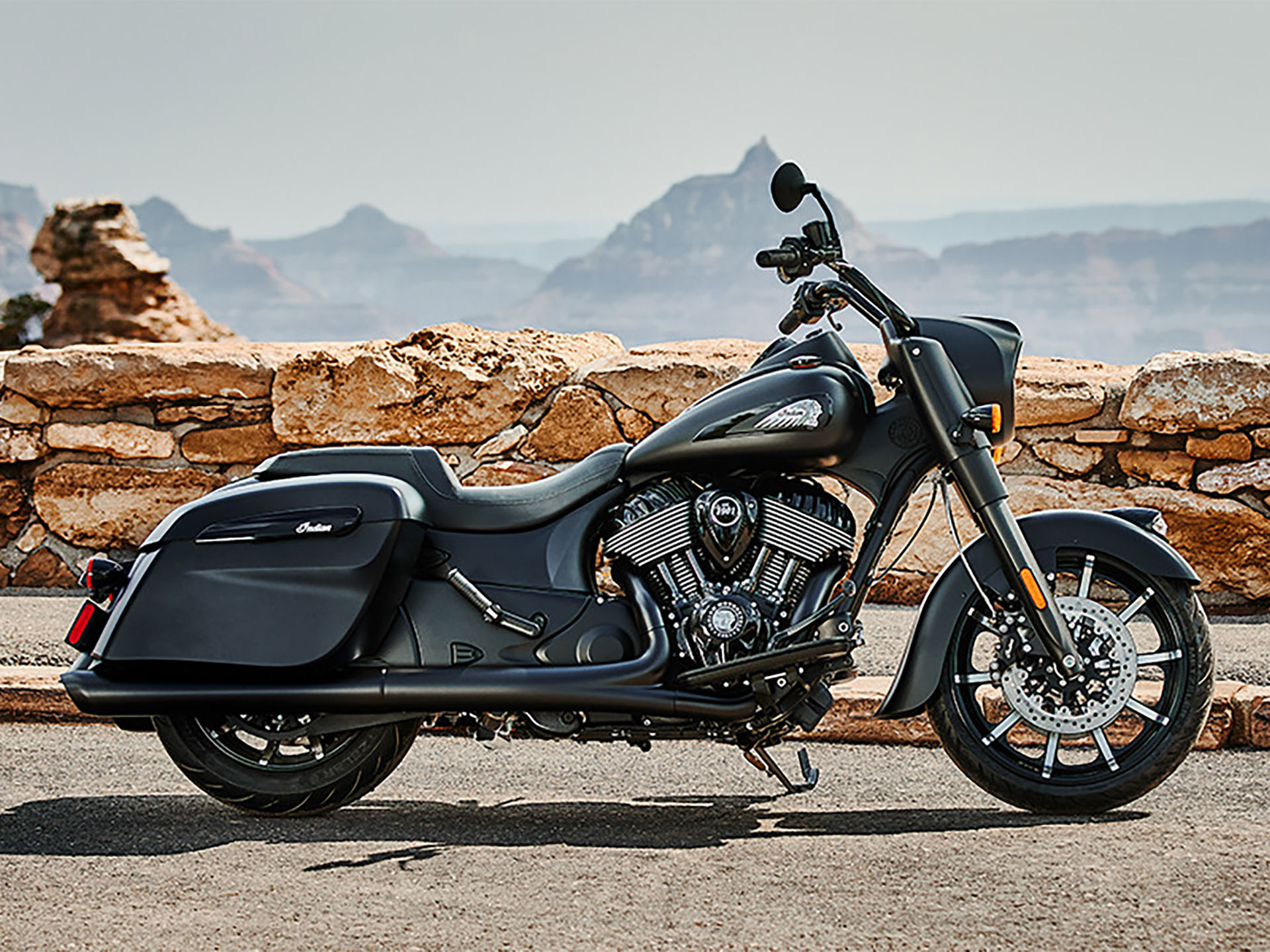 2024 Indian Motorcycle Springfield® Dark Horse® in Jacksonville, Arkansas - Photo 16