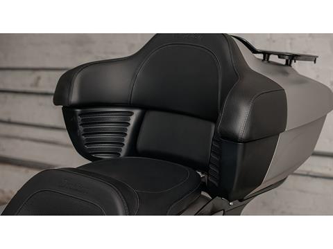 2024 Indian Motorcycle Pursuit® Dark Horse® Icon with PowerBand Audio Package in Jacksonville, Arkansas - Photo 5