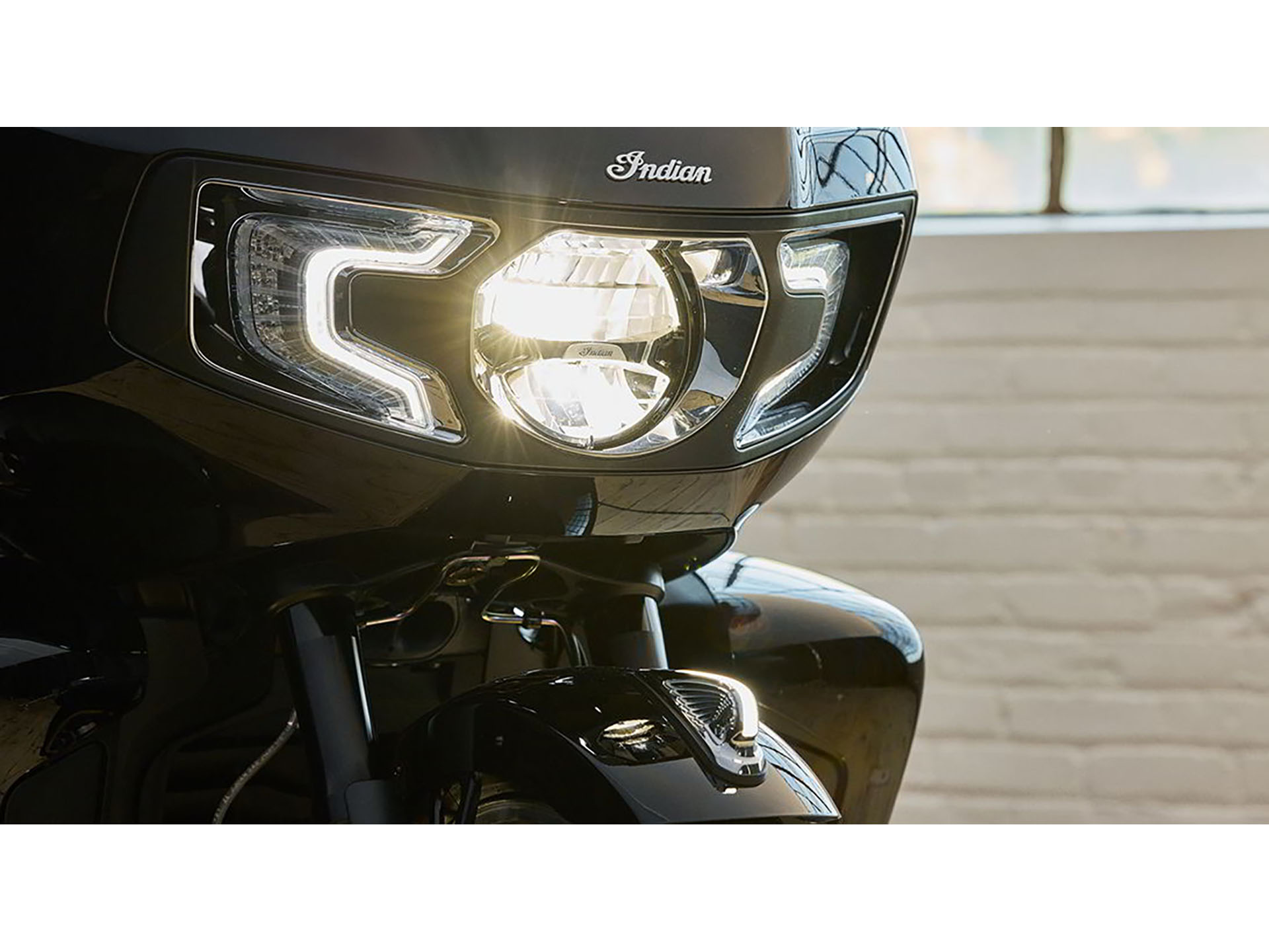 2024 Indian Motorcycle Pursuit® Limited Icon with PowerBand Audio Package in Jacksonville, Arkansas - Photo 7