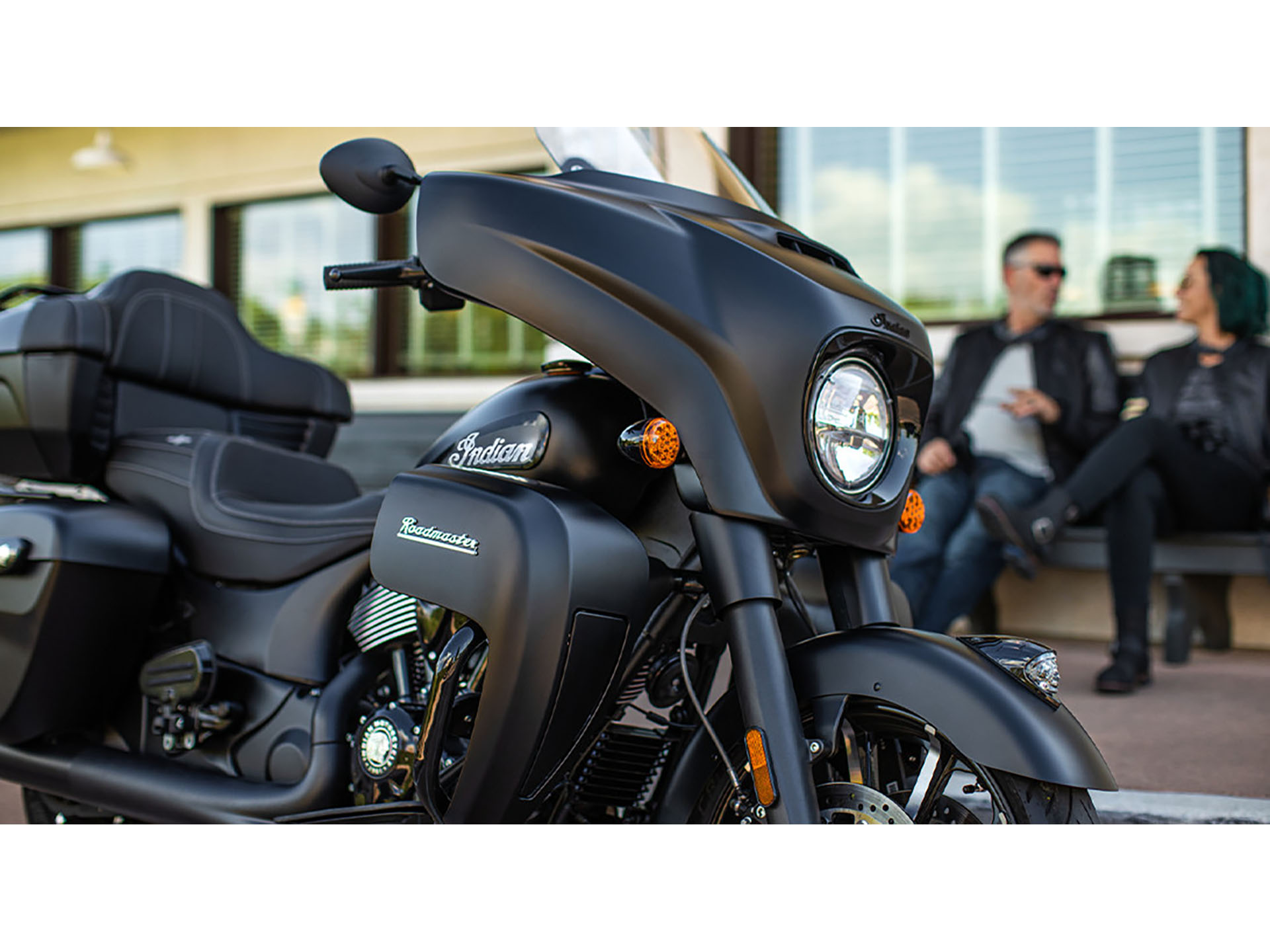 2024 Indian Motorcycle Roadmaster® Dark Horse® with PowerBand Audio Package in Columbia, Missouri - Photo 11