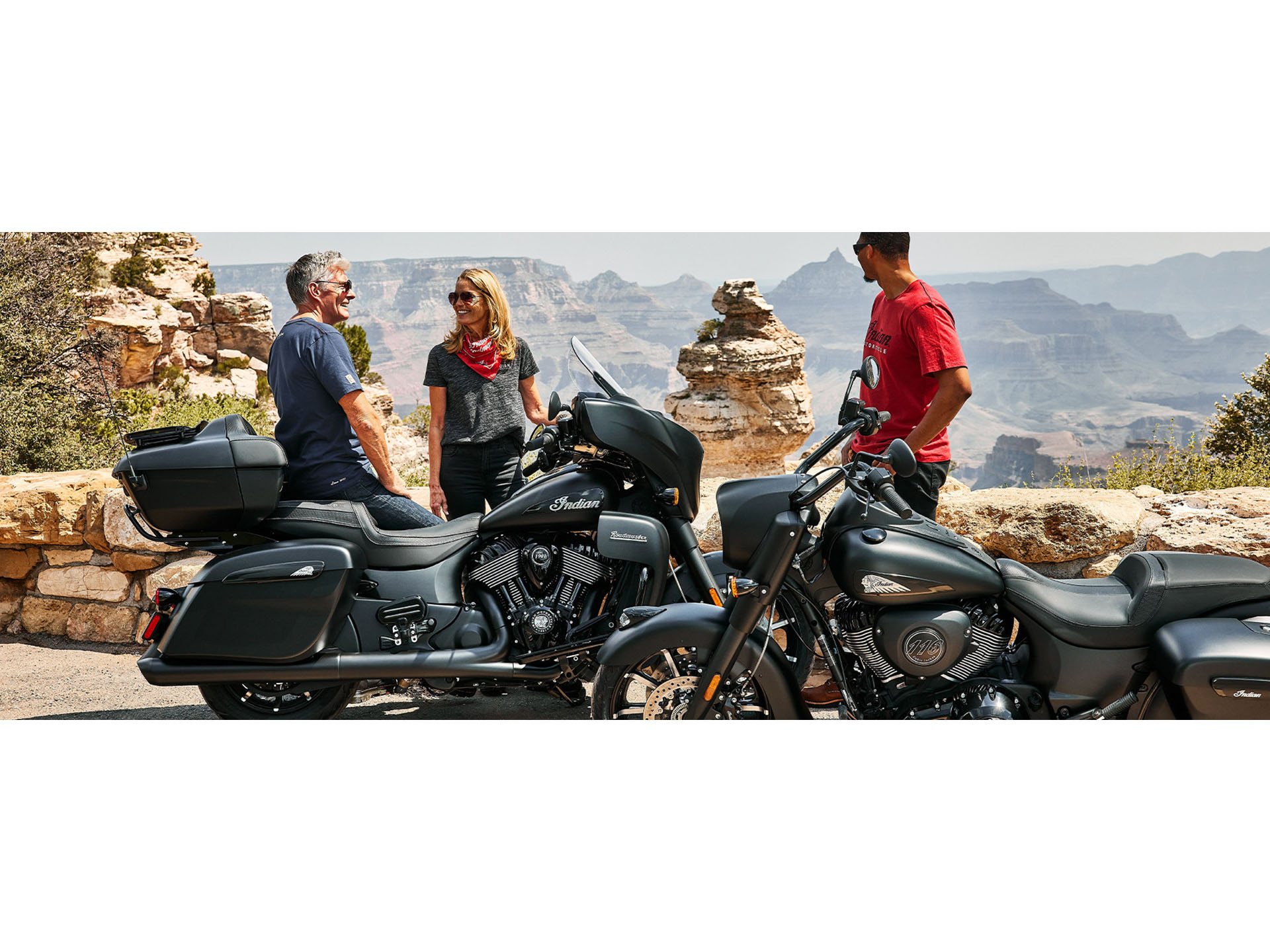 2024 Indian Motorcycle Roadmaster® Dark Horse® with PowerBand Audio Package in Columbia, Missouri - Photo 18