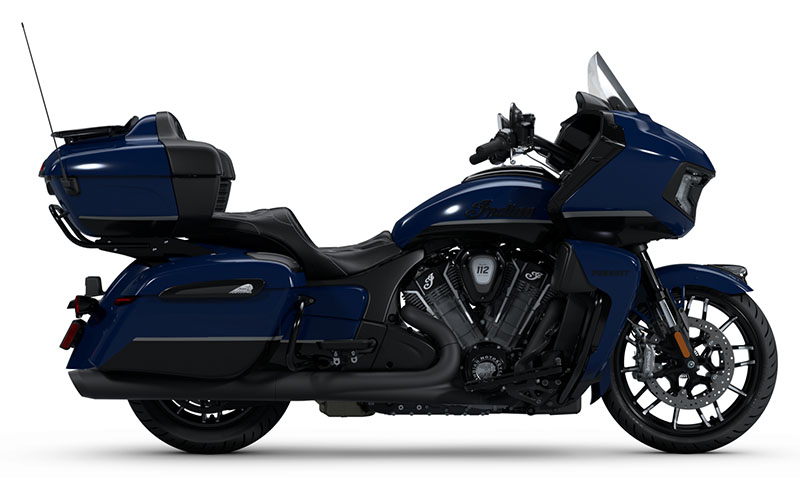 2025 Indian Motorcycle Pursuit® Dark Horse® with 112 and Powerband Audio Package in Lexington, Kentucky