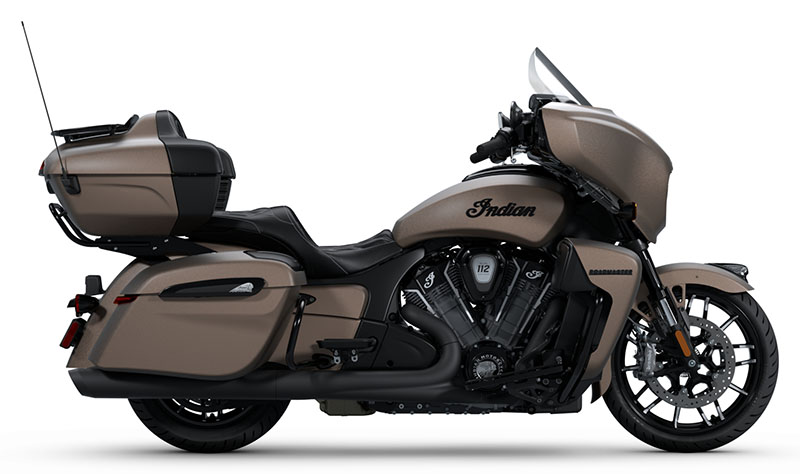 2025 Indian Motorcycle Roadmaster® PowerPlus Dark Horse® with 112 and PowerBand Audio Package in Lexington, Kentucky