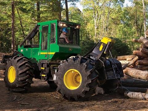 2014 John Deere 540G-III in Grand Rapids, Minnesota
