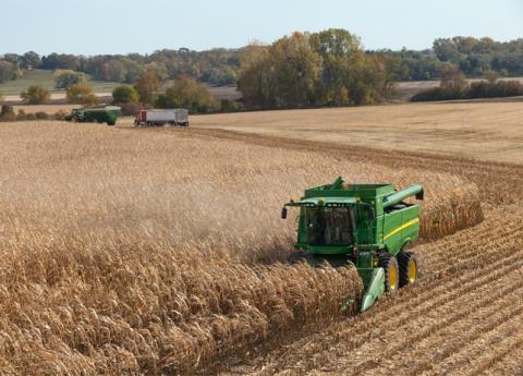 2015 John Deere S650 in Grand Rapids, Minnesota