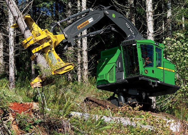 2015 John Deere 859M in Grand Rapids, Minnesota
