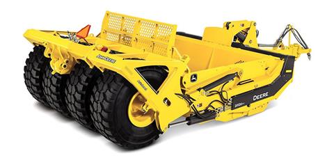 2017 John Deere 2112DC Carry-All Scraper in Grand Rapids, Minnesota
