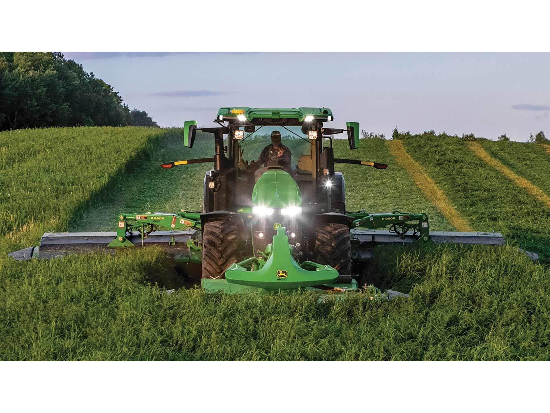 2024 John Deere 7R 330 w/o Receiver in Grand Rapids, Minnesota - Photo 2