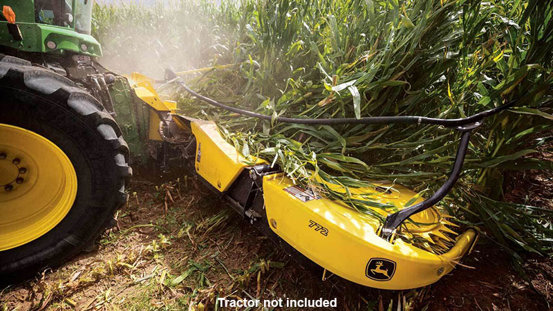 John Deere 772 in Grand Rapids, Minnesota