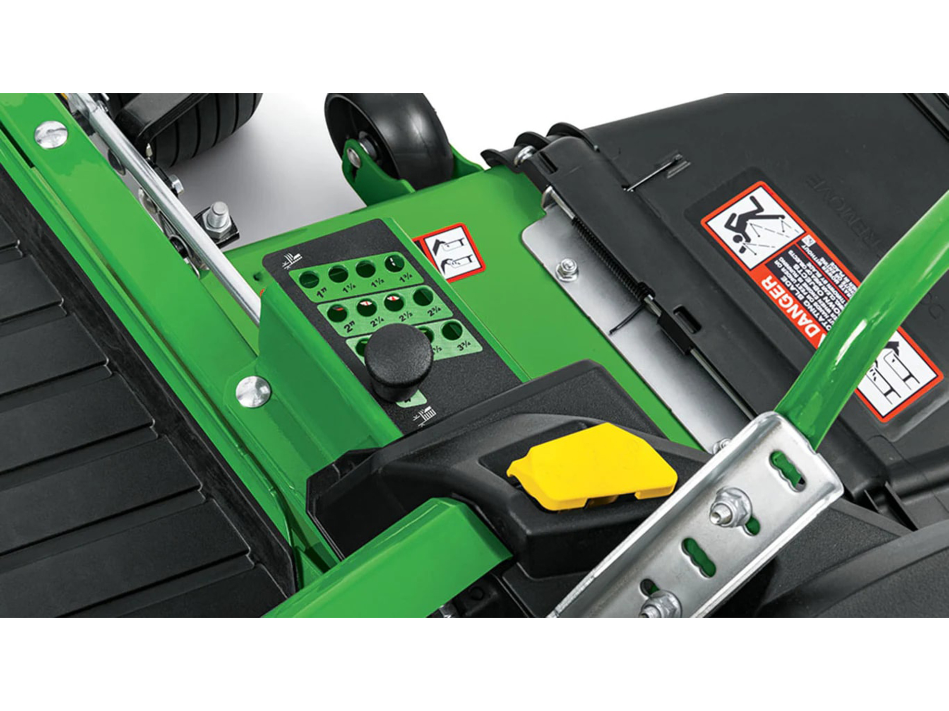 New 2025 John Deere Z530M ZTrak 54 in. 24 hp, Pittsfield MA